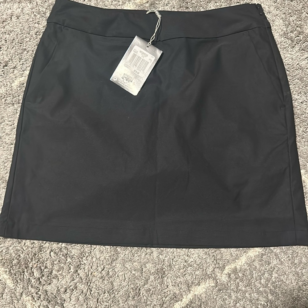 Nike dry fit golf skirt black size 4